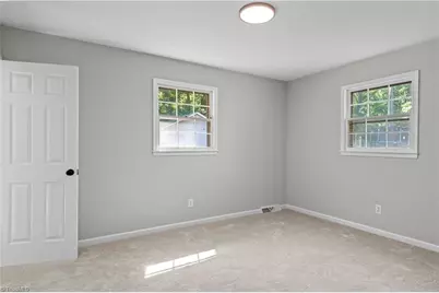 4609 Paradise Lane, Winston-Salem, NC 27101 - Photo 19