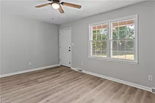 4609 Paradise Ln, Winston-Salem, NC 27101 - Photo 15