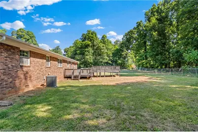 4609 Paradise Lane, Winston-Salem, NC 27101 - Photo 29