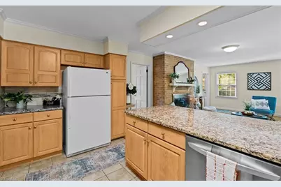 508 Leawood Drive, Greensboro, NC 27410 - Photo 15