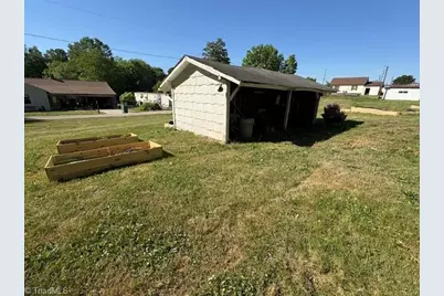 222 Handy Walker Street, North Wilkesboro, NC 28659 - Photo 37
