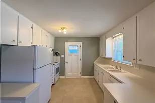 1407 Capri Rd, Winston-Salem, NC 27103 - Photo 3