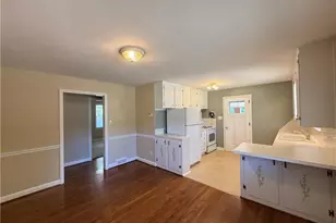 1407 Capri Rd, Winston-Salem, NC 27103 - Photo 7