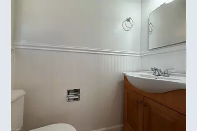 1407 Capri Road, Winston-Salem, NC 27103 - Photo 11