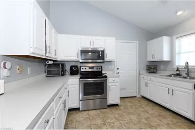 510 Crystal Hill Court, McLeansville, NC 27301 - Photo 5