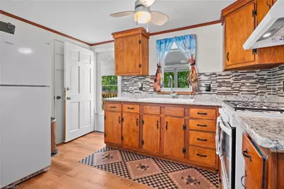 154 Folger Road, Sparta, NC 28675 - Photo 5
