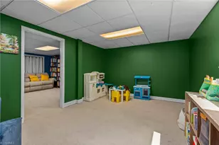 180 Creekside Dr, High Point, NC 27265 - Photo 25