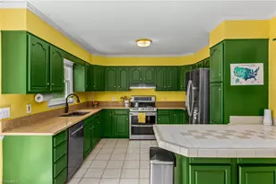 180 Creekside Dr, High Point, NC 27265 - Photo 11