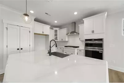 2046 Abbotts Vista Drive, Kernersville, NC 27284 - Photo 13