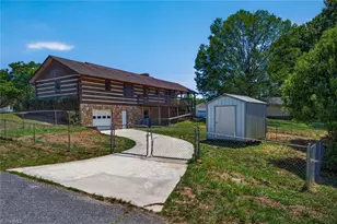 7000 Oakridge Dr, Lexington, NC 27295 - Photo 43