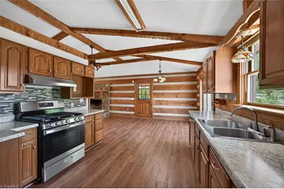 7000 Oakridge Drive, Lexington, NC 27295 - Photo 21