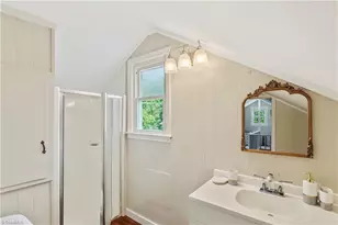 318 Oakdale St, Mount Airy, NC 27030 - Photo 25
