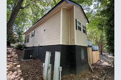112 N Cardinal Drive, New London, NC 28127 - Photo 25