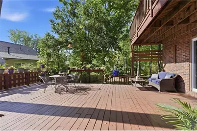 4202 Lawndale Drive, Greensboro, NC 27455 - Photo 25