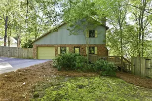 4202 Lawndale Dr, Greensboro, NC 27455 - Photo 47