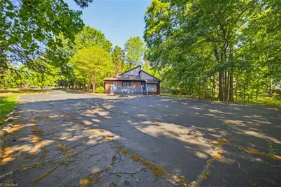 114 S Park Terrace, Eden, NC 27288 - Photo 45