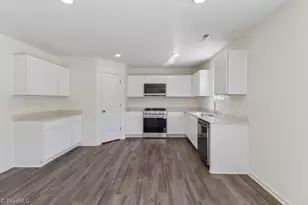 108 Weller Ln, Thomasville, NC 27360 - Photo 15