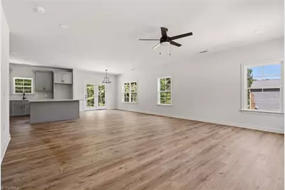 3503 Battleground Avenue, Greensboro, NC 27410 - Photo 3