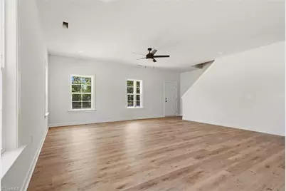 3503 Battleground Avenue, Greensboro, NC 27410 - Photo 7