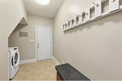 2904 Willow Oak Drive, Greensboro, NC 27408 - Photo 19