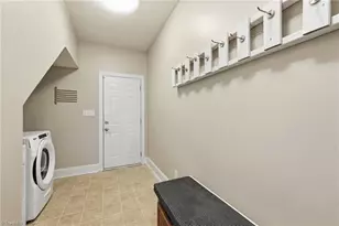 2904 Willow Oak Dr, Greensboro, NC 27408 - Photo 19