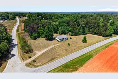 482 Bethany Road, Reidsville, NC 27320 - Photo 5