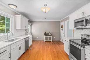 129 Twin Valley Dr, Clemmons, NC 27012 - Photo 11