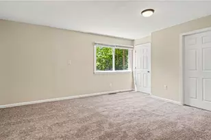 2208 Textile Dr, Greensboro, NC 27405 - Photo 9