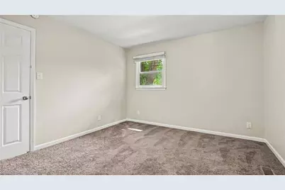 2208 Textile Drive, Greensboro, NC 27405 - Photo 15
