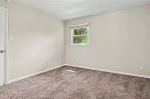 2208 Textile Dr, Greensboro, NC 27405 - Photo 15