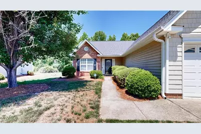 1052 Glyn Water Lane, High Point, NC 27265 - Photo 5