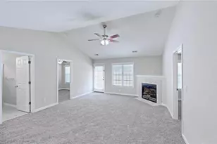 1052 Glyn Water Ln, High Point, NC 27265 - Photo 9