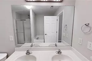 1052 Glyn Water Ln, High Point, NC 27265 - Photo 21