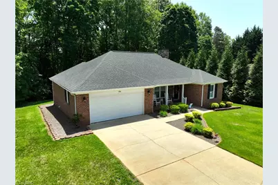 516 Lynchburg Road, Pilot Mountain, NC 27041 - Photo 3
