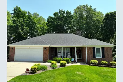516 Lynchburg Road, Pilot Mountain, NC 27041 - Photo 1