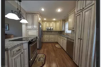516 Lynchburg Road, Pilot Mountain, NC 27041 - Photo 11