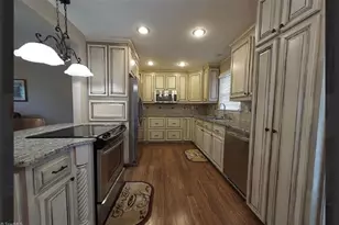 516 Lynchburg Rd, Pilot Mountain, NC 27041 - Photo 11
