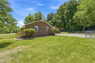 941 King St, Burlington, NC 27217 - Photo 27