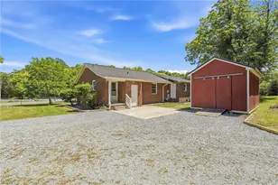 941 King St, Burlington, NC 27217 - Photo 29