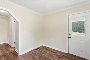941 King St, Burlington, NC 27217 - Photo 11