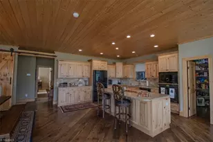 1083 Union Community Rd, Thurmond, NC 28683 - Photo 11