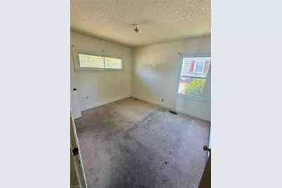 2137 Roger Street, Burlington, NC 27217 - Photo 7