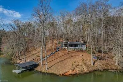 1036 Butter Road, Reidsville, NC 27320 - Photo 5