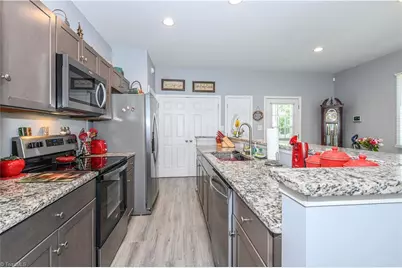 816 Barnes Street, Reidsville, NC 27320 - Photo 11