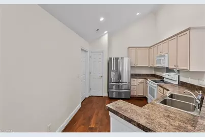 4183 Birch Hammock Drive, Greensboro, NC 27409 - Photo 17