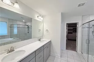 1029 Brockton Dr, Mebane, NC 27302 - Photo 5