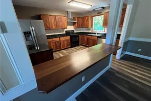 916 Spring Hill Ct, Kernersville, NC 27284 - Photo 7