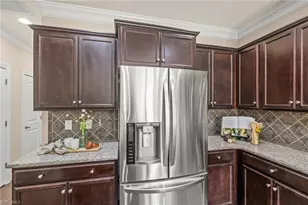 633 Stags Leap Ct, High Point, NC 27265 - Photo 7