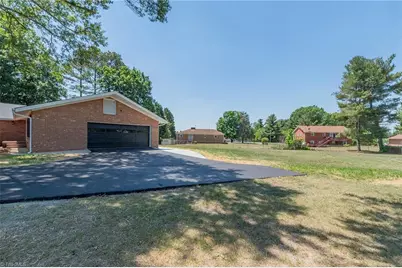 4600 Yuma Court, Winston-Salem, NC 27107 - Photo 47