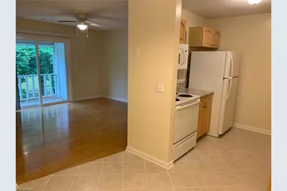 5639 Hornaday Road #G, Greensboro, NC 27409 - Photo 3